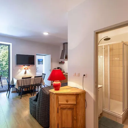 Cosy A Avec Balcon, Centre-ville, 2 Chambres, Pour 4 A 6 Personnes - Fr-1-401-296 아파트 *